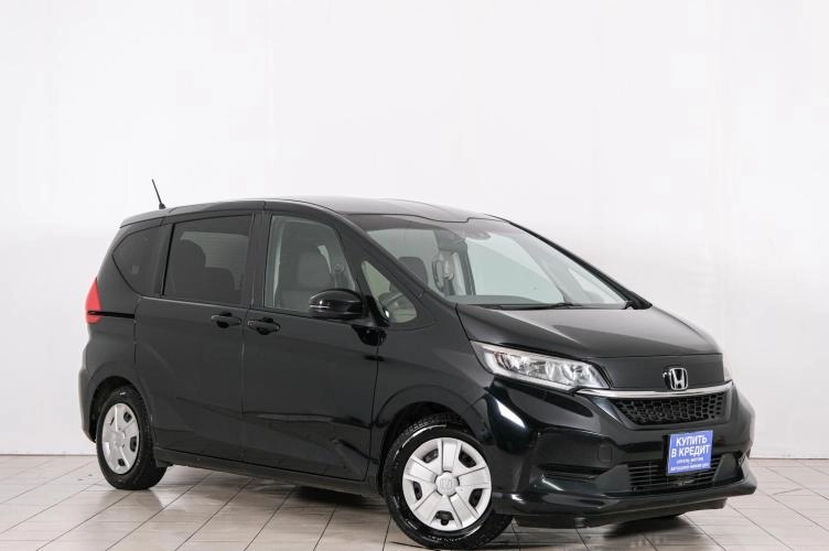 Honda Freed 2020 года в Красноярске