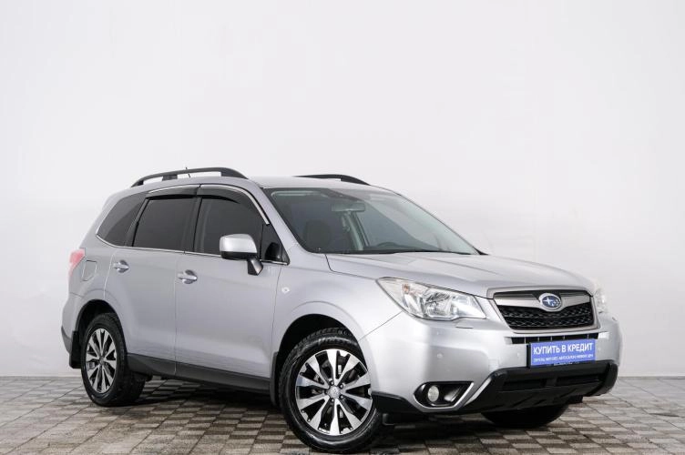 Subaru Forester 2013 года в Красноярске
