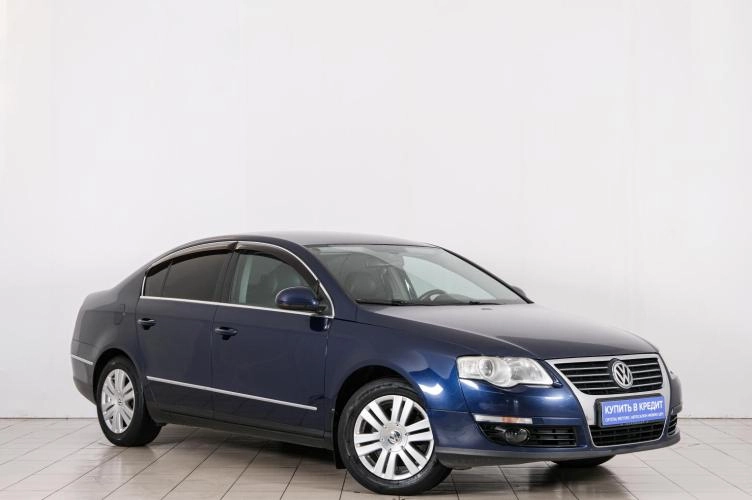 Volkswagen Passat 2010 года в Красноярске