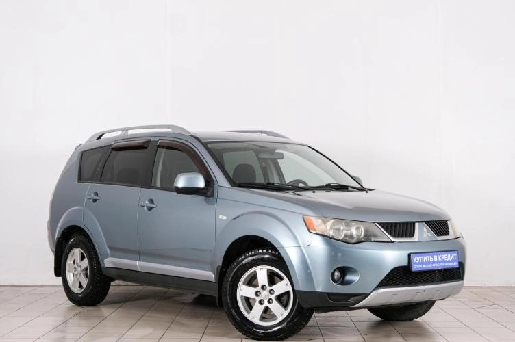 Mitsubishi Outlander 2007 года в Красноярске