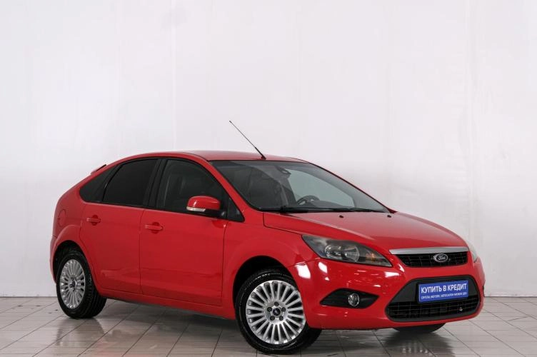 Ford Focus 2008 года в Красноярске