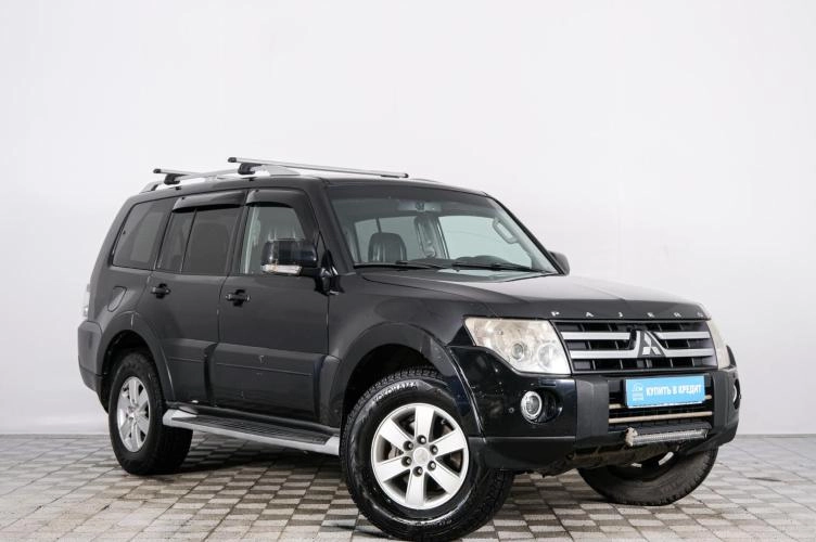 Mitsubishi Pajero 2006 года в Красноярске