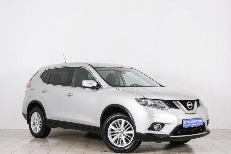Nissan X-Trail 2015 года в Красноярске