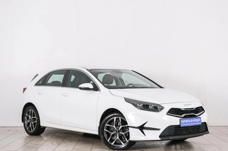 KIA cee'd 2022 года в Красноярске