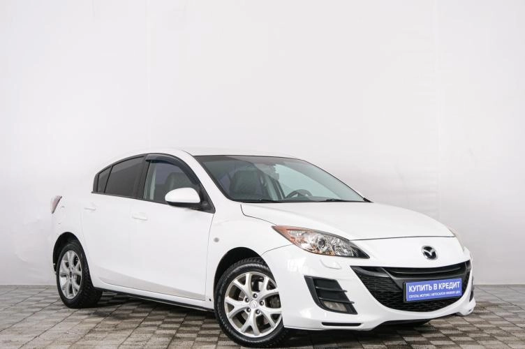 Mazda 3 2011 года в Красноярске