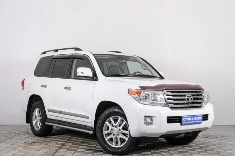 Toyota Land Cruiser 2012 года в Красноярске
