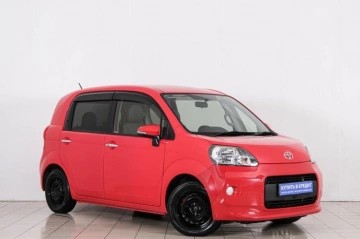 Toyota Porte 2014 года в Красноярске
