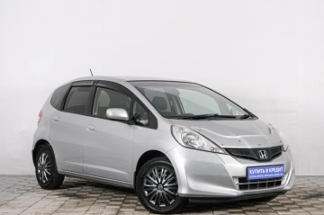 Honda Fit 2012 года в Красноярске