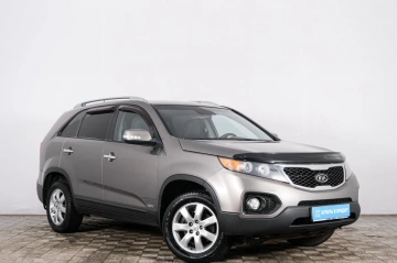 KIA Sorento 2011 года в Красноярске