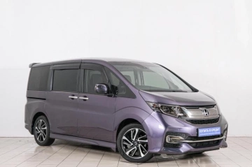 Honda Stepwgn 2017 года в Красноярске