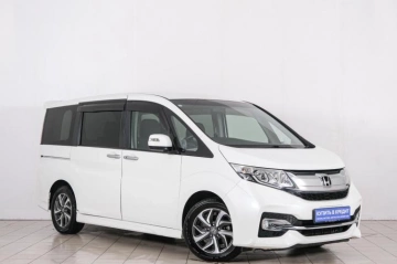 Honda Stepwgn Spada 2015 года в Красноярске