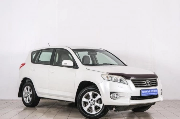 Toyota RAV4 2011 года в Красноярске