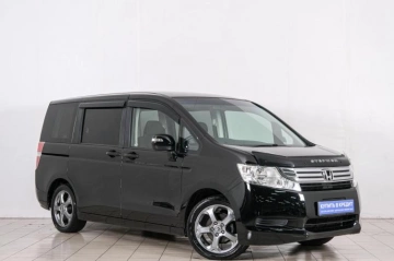 Honda Stepwgn 2011 года в Красноярске