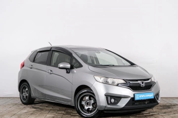 Honda Fit 2013 года в Красноярске