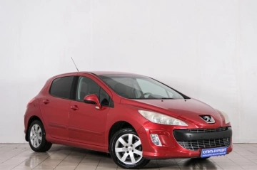 Peugeot 308 2008 года в Красноярске