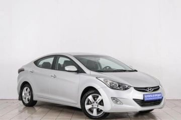 Hyundai Avante 2011 года в Красноярске
