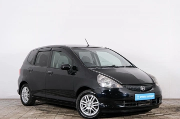 Honda Fit 2002 года в Красноярске
