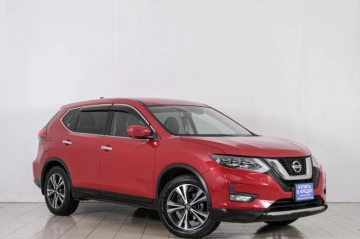 Nissan X-Trail 2017 года в Красноярске